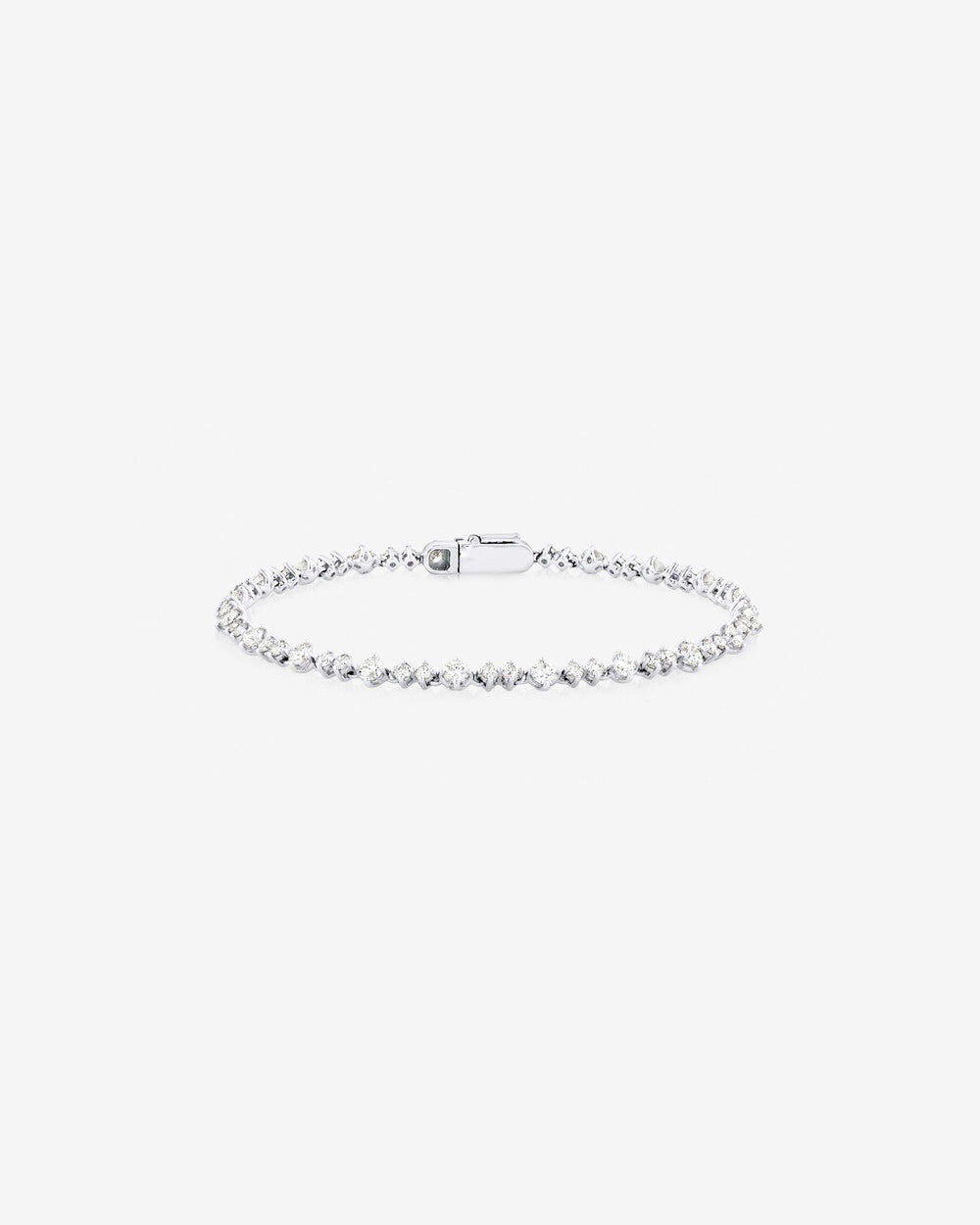 2.79 Carat TW Diamond Tennis Bracelet