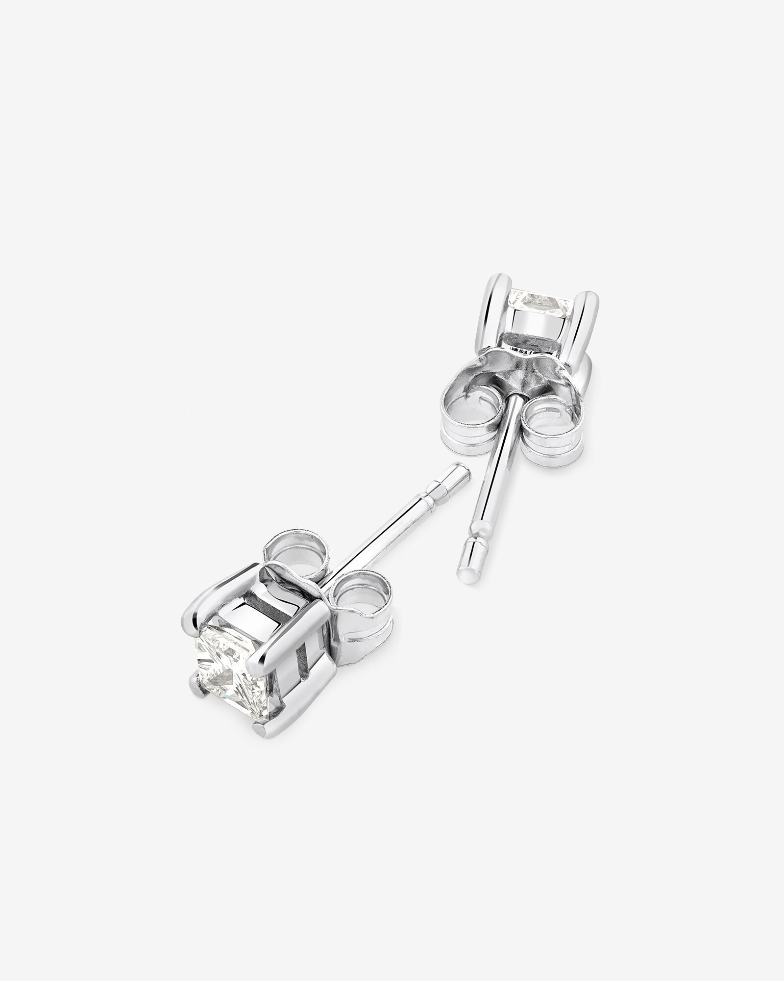 Stud Earrings with 0.25 Carat TW of Laboratory-Grown Diamonds in White Gold Revat Jewels