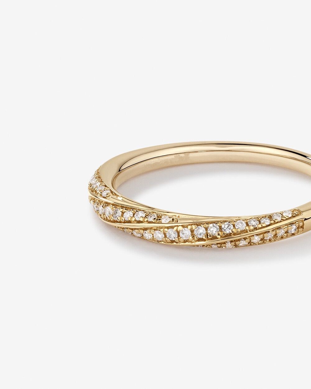 0.15 Carat TW Diamond Twisted Wedding Band in 14kt Yellow Gold